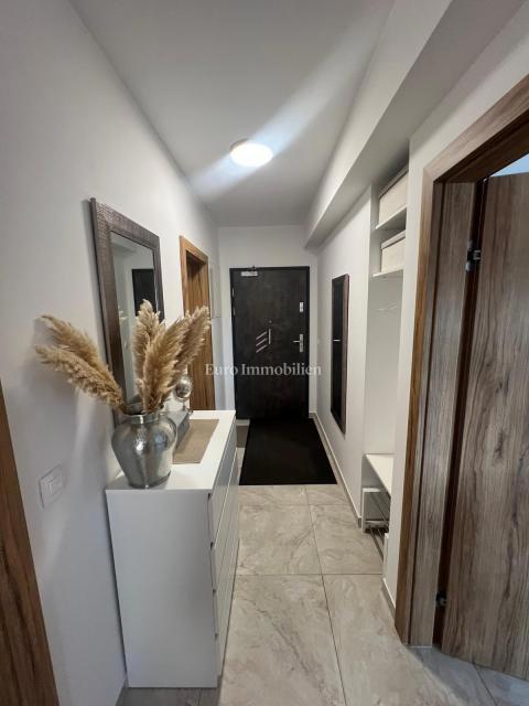 Zara - appartamento con garage in posizione privilegiata