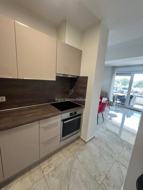 Zara - appartamento con garage in posizione privilegiata