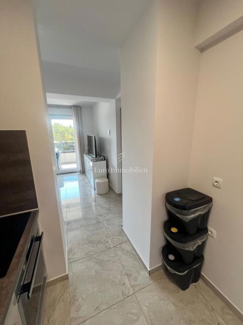 Zara - appartamento con garage in posizione privilegiata