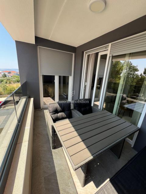 Zara - appartamento con garage in posizione privilegiata