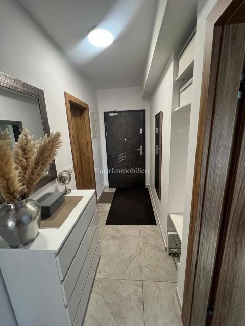 Zara - appartamento con garage in posizione privilegiata