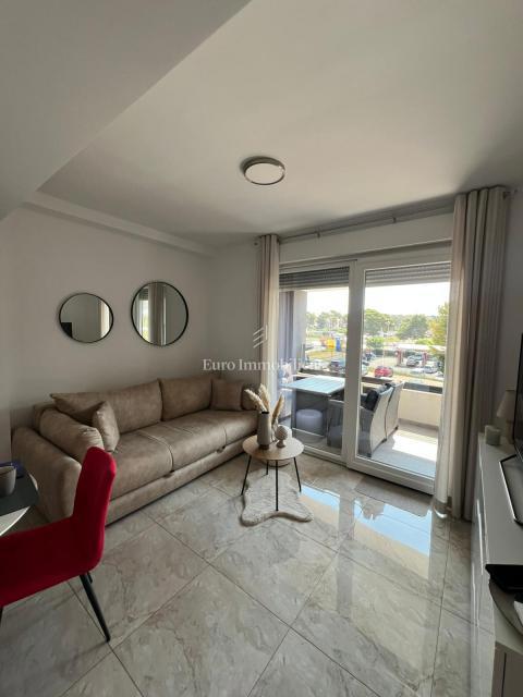 Zara - appartamento con garage in posizione privilegiata