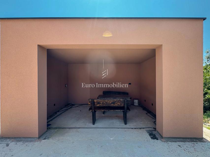 Labin - villa in pietra con piscina