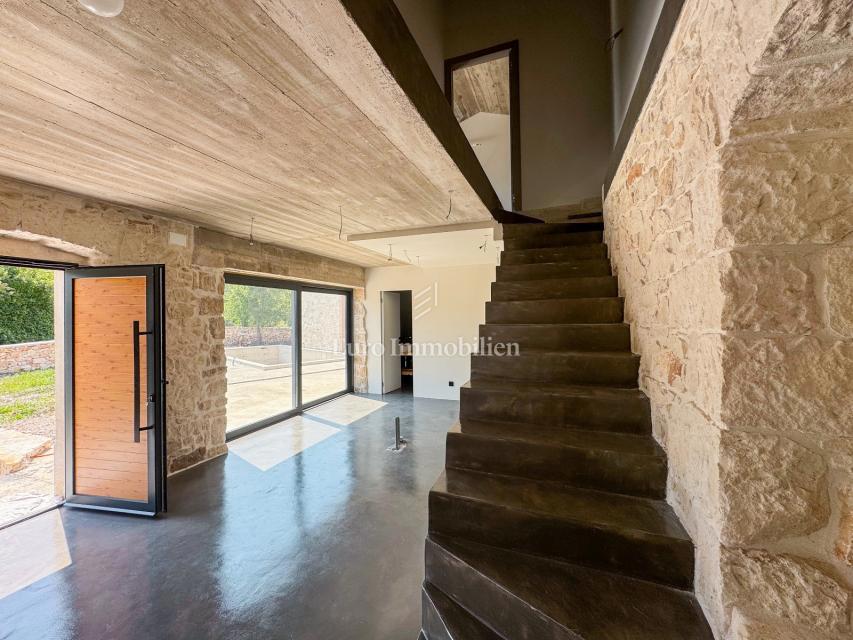 Labin - villa in pietra con piscina