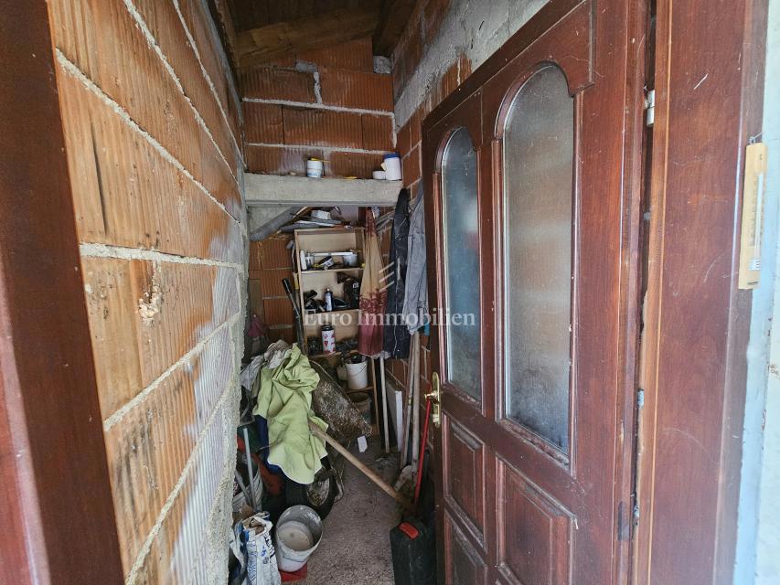 Casa con due appartamenti vicino a Malinska