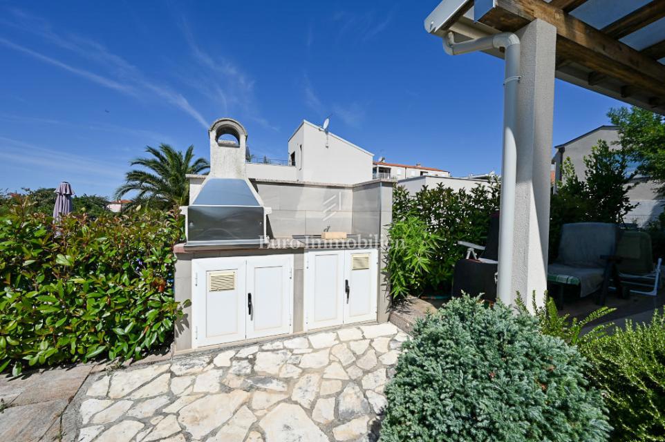 Novigrad, Casa a schiera vicino al mare e al centro