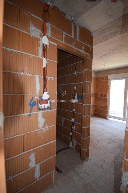 Vodice, Appartamento SJ5 al 2° piano vicino alla spiaggia