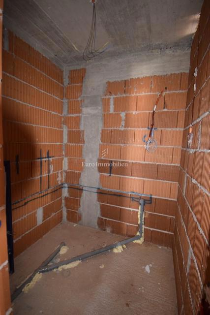 Vodice, Appartamento SJ5 al 2° piano vicino alla spiaggia