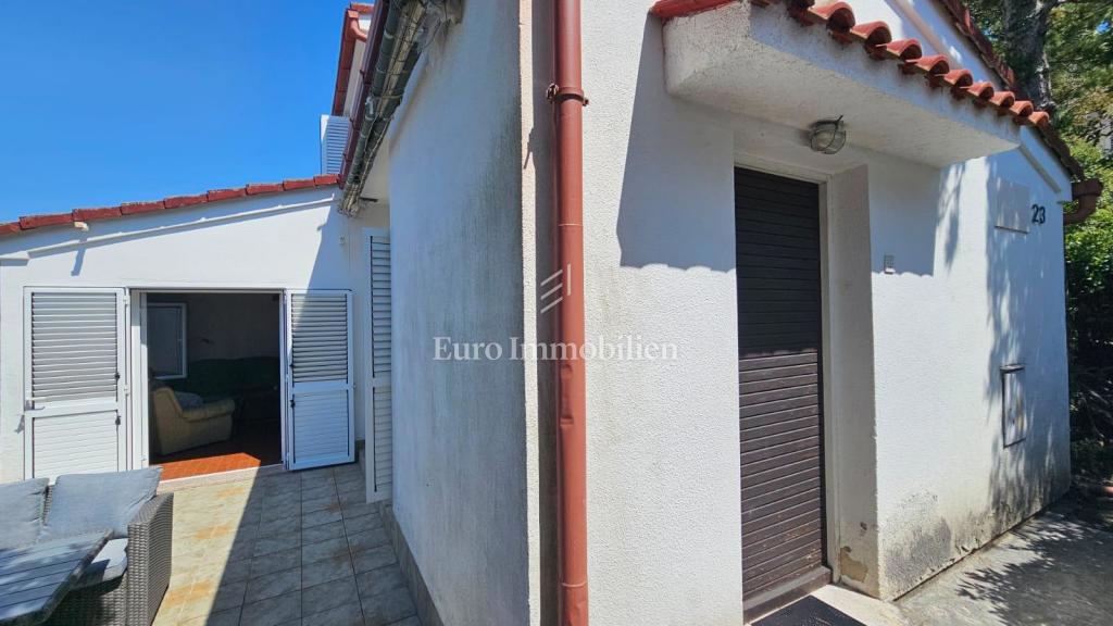 Casa con due unità abitative separate