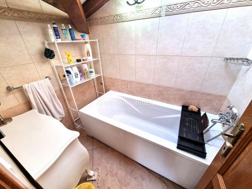 Casa in pietra con piscina e wellness vicino Parenzo
