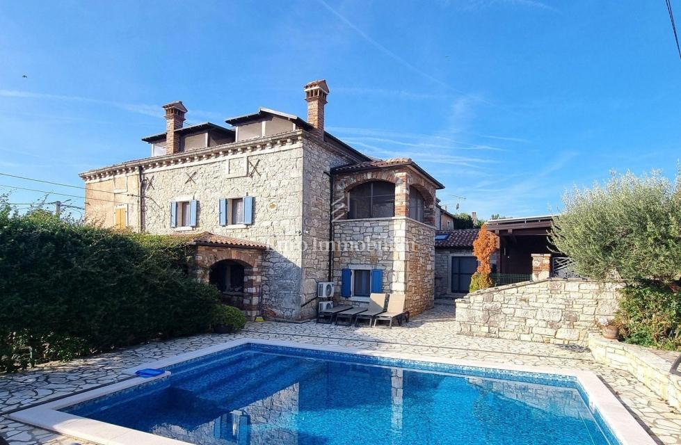 Casa in pietra con piscina e wellness vicino Parenzo