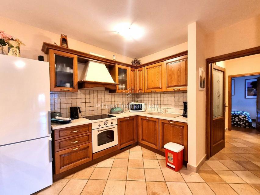 Casa in pietra con piscina e wellness vicino Parenzo