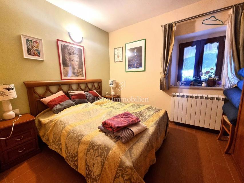 Casa in pietra con piscina e wellness vicino Parenzo