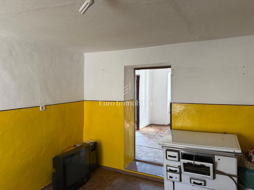 Senj, Appartamento in centro vicino al mare