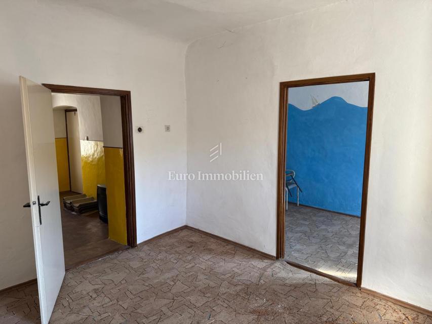 Senj, Appartamento in centro vicino al mare