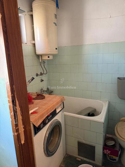 Senj, Appartamento in centro vicino al mare