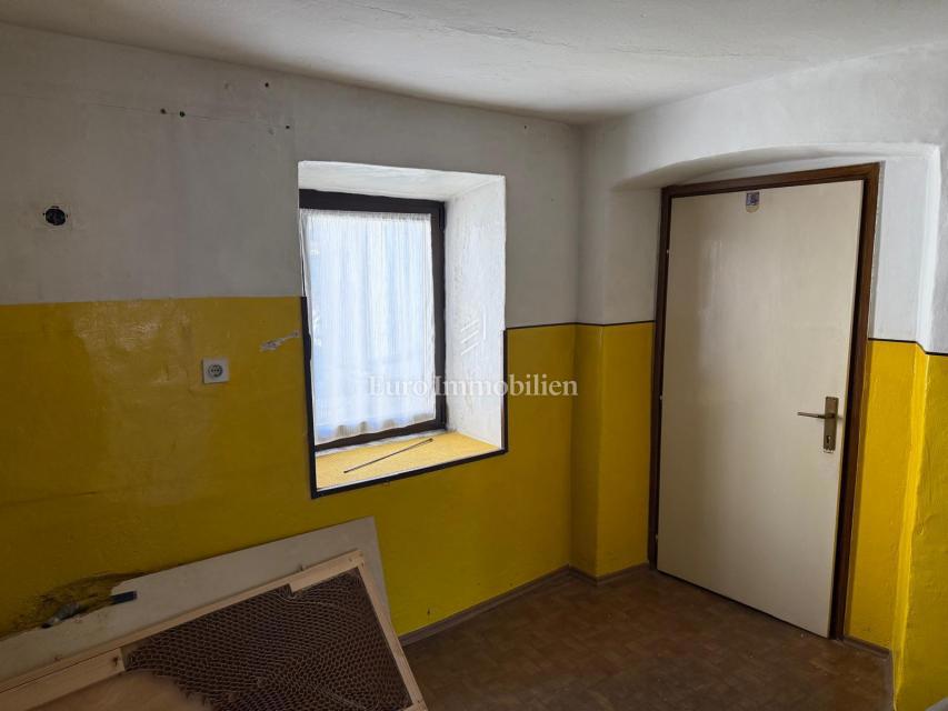 Senj, Appartamento in centro vicino al mare