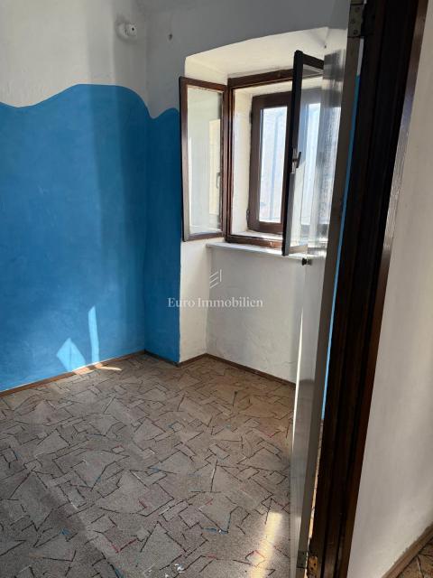 Senj, Appartamento in centro vicino al mare