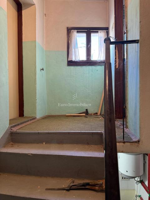 Senj, Appartamento in centro vicino al mare