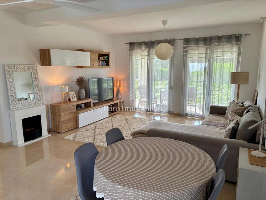 Appartamento con 2 camere e giardino, 150 m dalla spiaggia