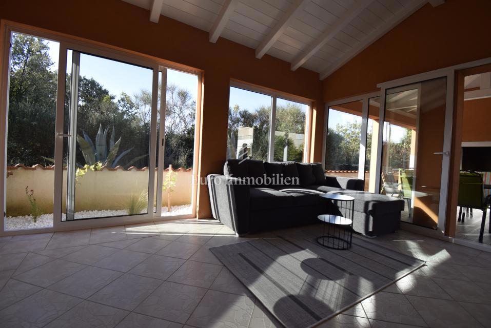 Appartamento con giardino, vicino al mare