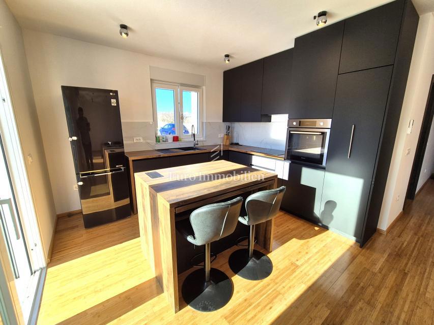 Vrbnik - Casa indipendente con vista mare!