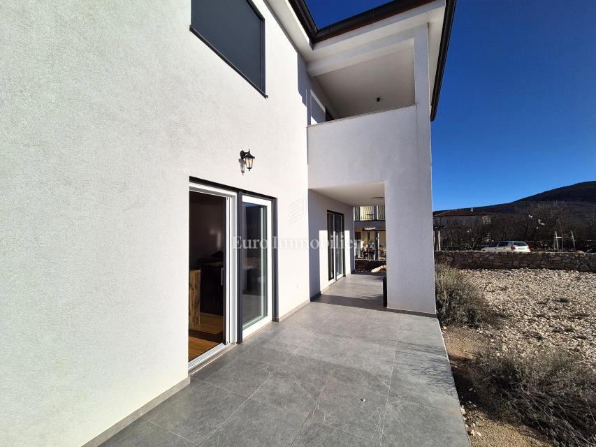 Vrbnik - Casa indipendente con vista mare!