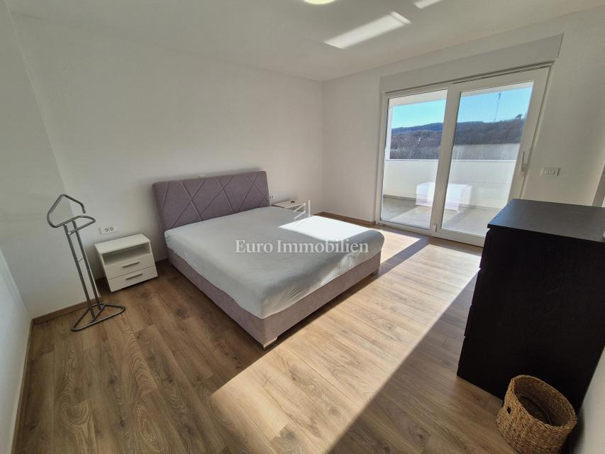 Vrbnik - Casa indipendente con vista mare!