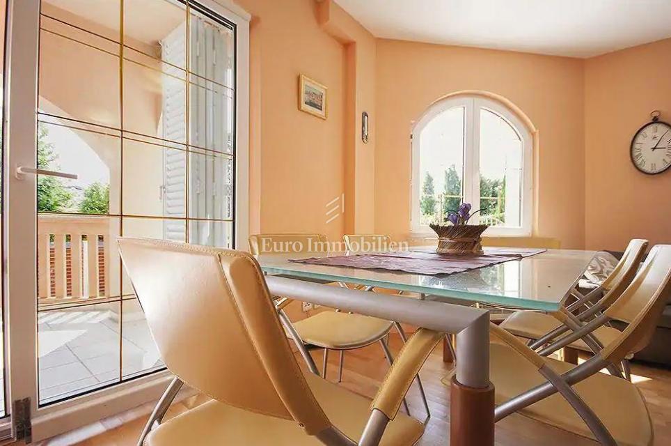 Novi Vinodolski casa con piscina