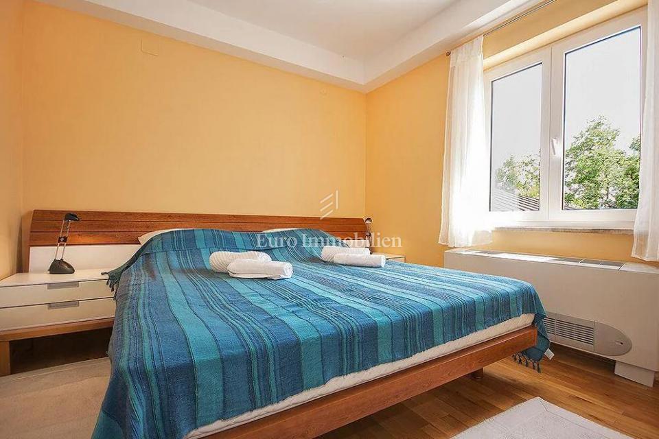 Novi Vinodolski casa con piscina