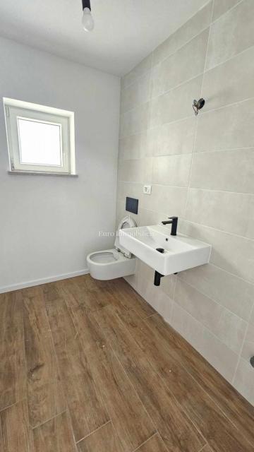 Casa in pietra nel centro storico con vista mare - Visignano