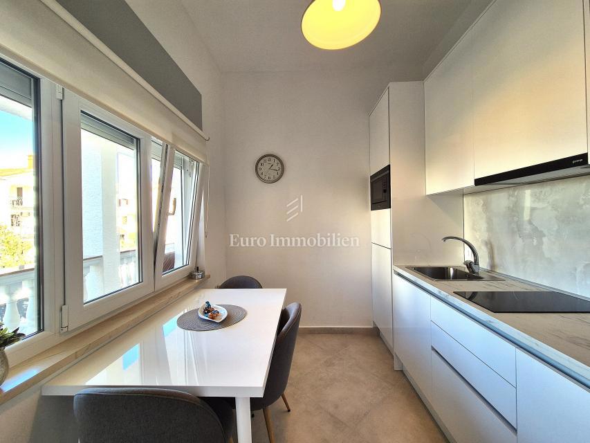 Appartamento arredato al piano terra con giardino