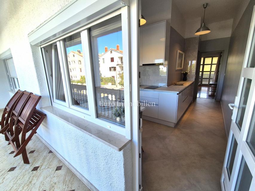 Appartamento arredato al piano terra con giardino