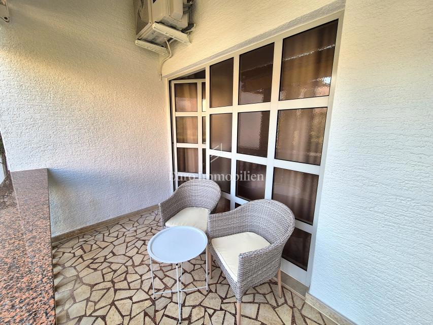 Appartamento arredato al piano terra con giardino