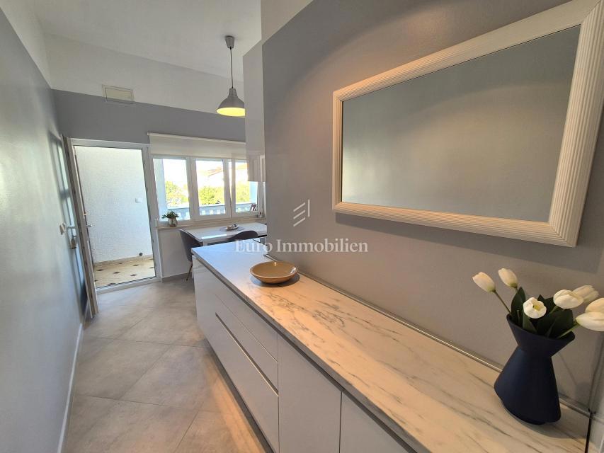 Appartamento arredato al piano terra con giardino