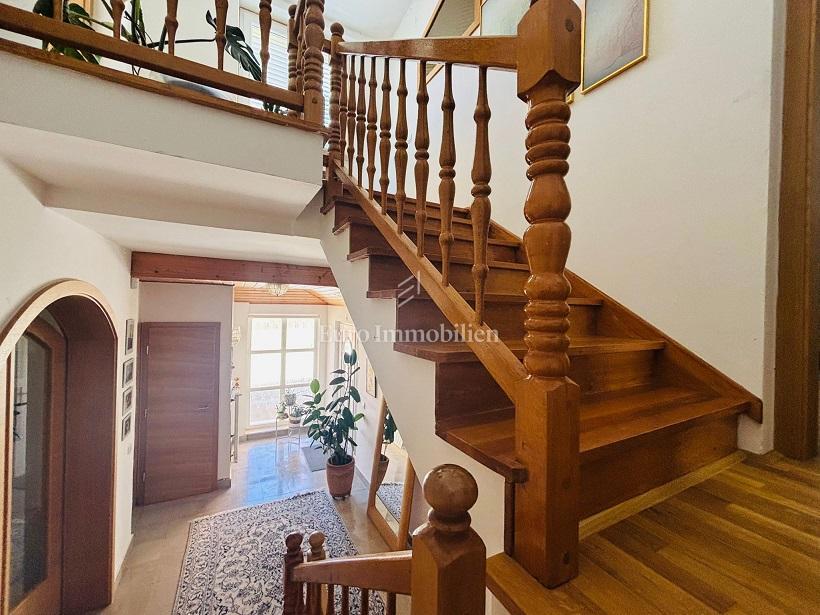 Isola di Pag – Casa con bel giardino, prima fila al mare