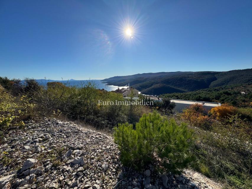 Istria - terreno edificabile con vista sul mare