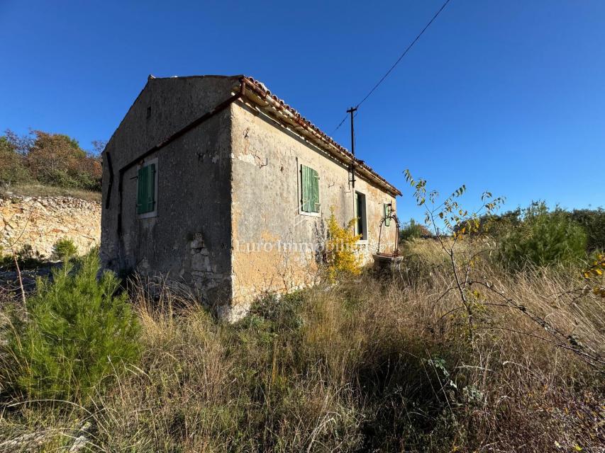 Istria - terreno edificabile con vista sul mare