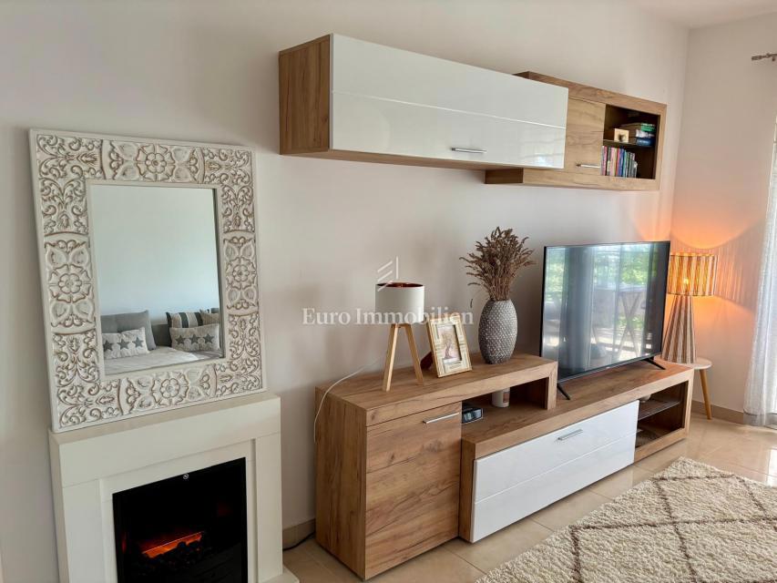 Dintorni di Zara - appartamento con giardino, 150m dal mare