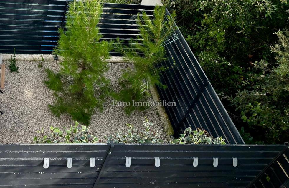 Dintorni di Zara - appartamento con giardino, 150m dal mare