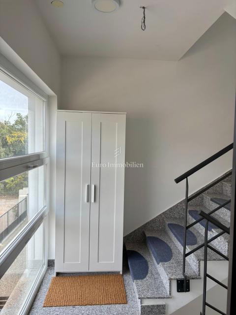 Dintorni di Zara - appartamento con giardino, 150m dal mare