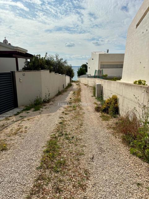 Dintorni di Zara - appartamento con giardino, 150m dal mare