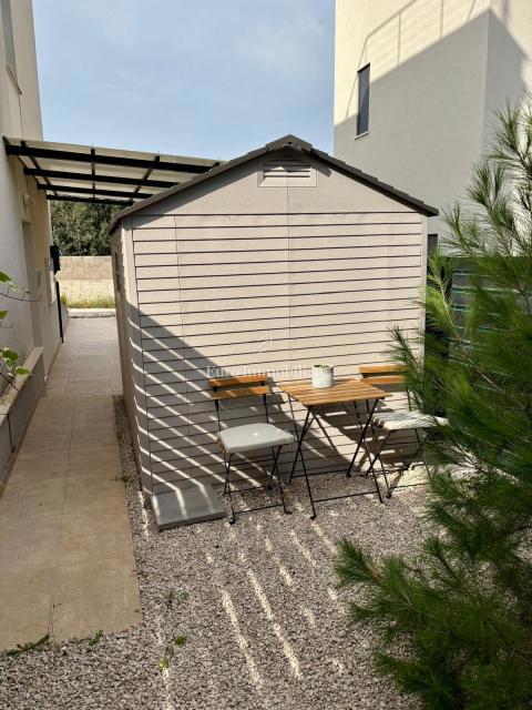 Dintorni di Zara - appartamento con giardino, 150m dal mare