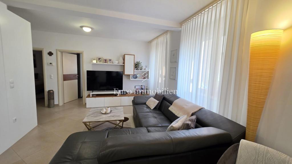 Crikvenica, appartamento in centro con appartamento aggiuntivo