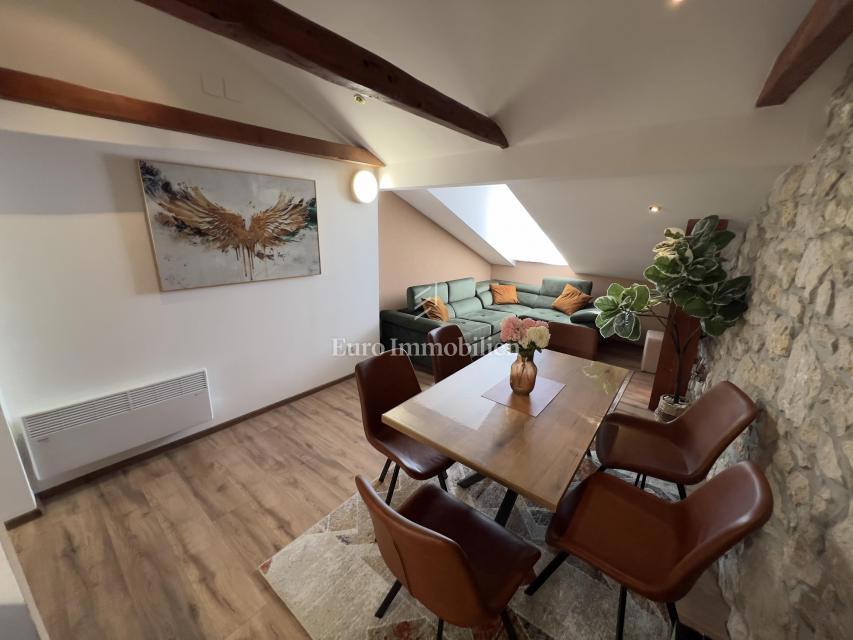 Appartamento ristrutturato nel centro di Crikvenica