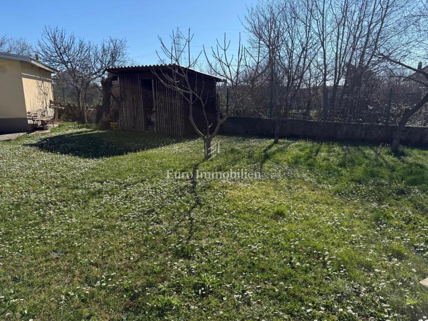 Casa bifamiliare con spazio commerciale e garage - Viškovo