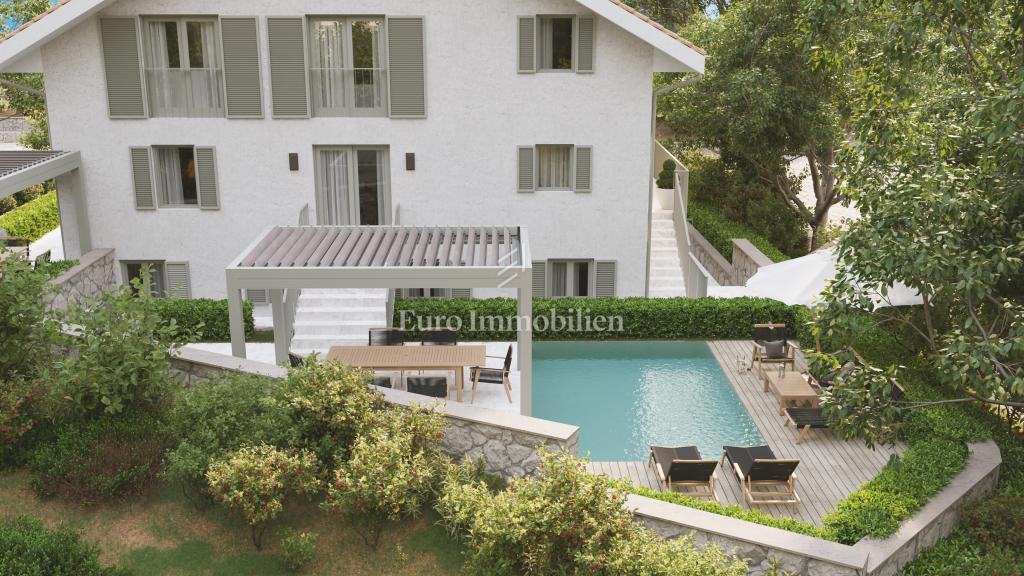 Malinska - appartamento con ampia terrazza e giardino