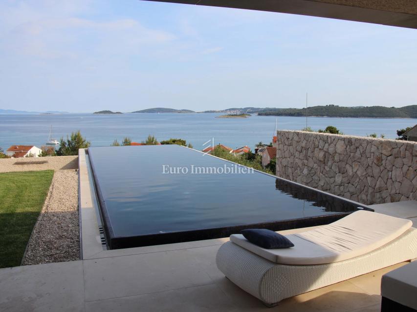 Orebić - Villa di lusso con piscina e vista mare