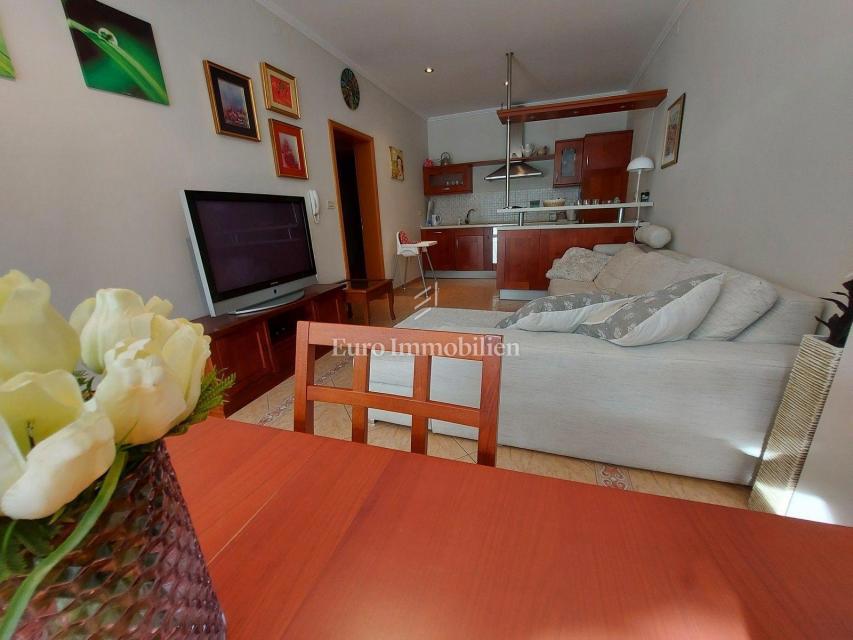 Two-floor apartment with a taverne, Rovinj surroudings