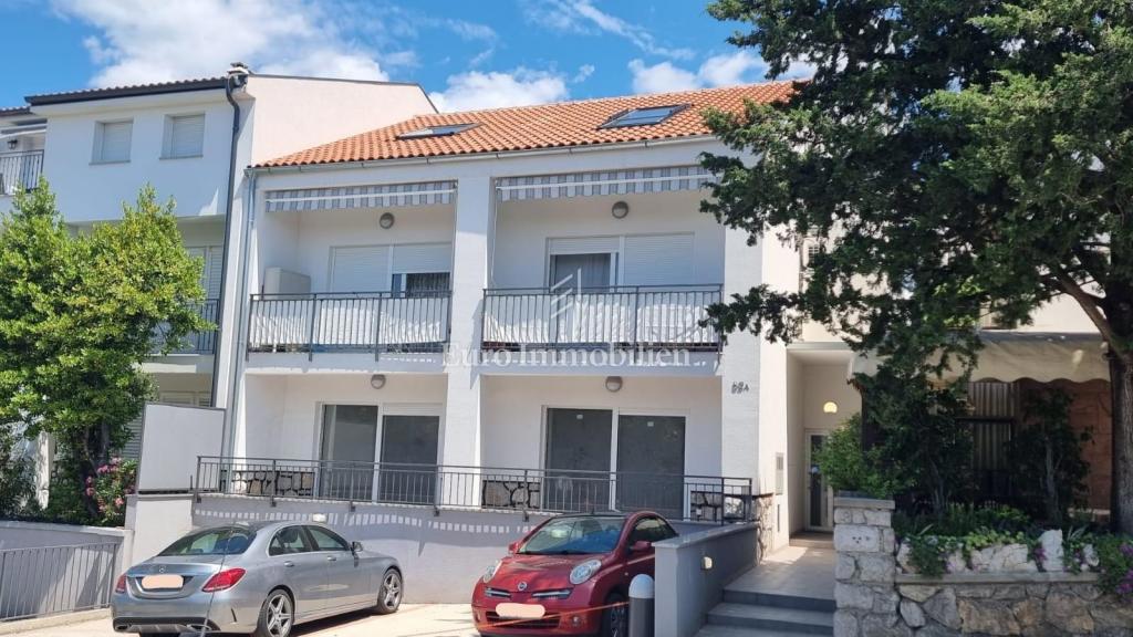 Crikvenica appartamento con balcone sul tetto